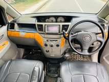 A picture of TOYOTA NOAH NEW SHAPE