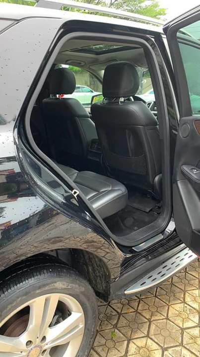 A picture of Complete accident Free tokunbo Mercedes Benz ML350 2013 with everything
