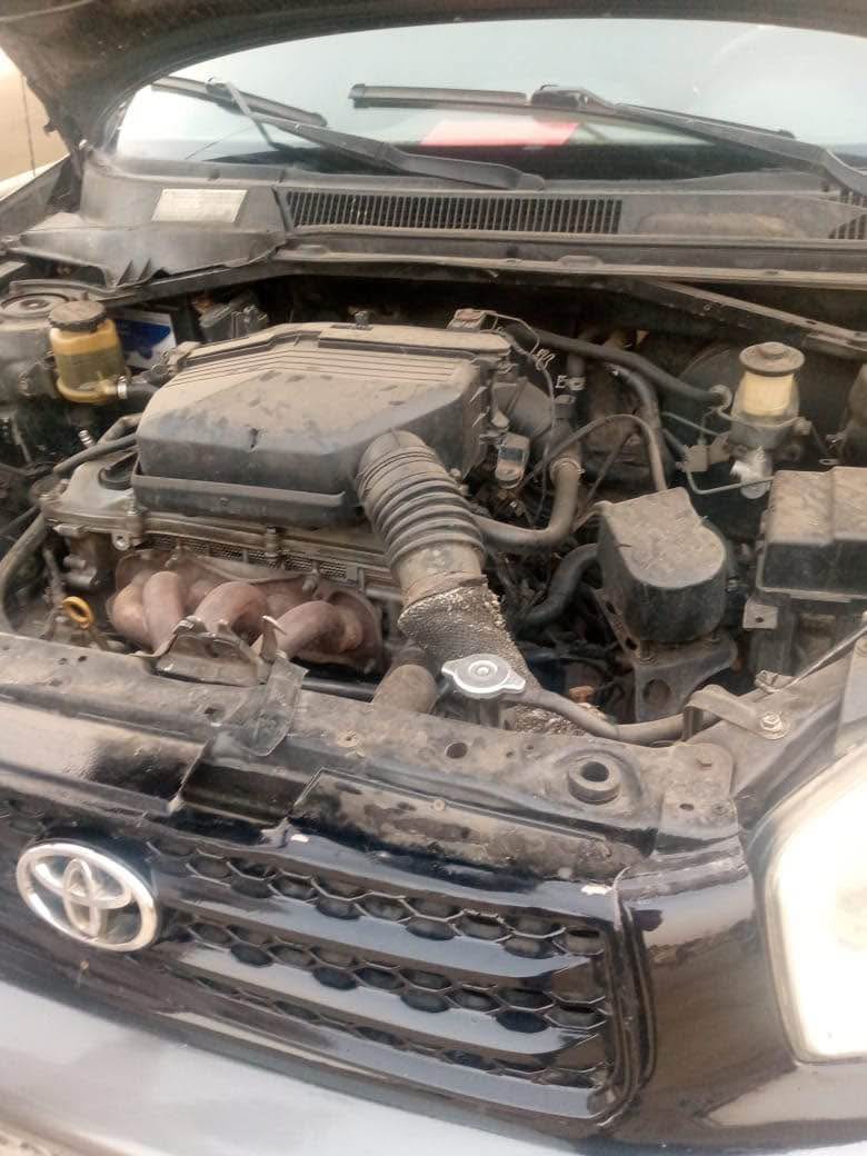 A picture of Neatly used Toyota Rav 4 2005