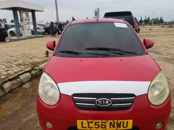 A picture of A DISTRESS DISTRESS FEW MONTHS USED FIRST BODY KIA PICANTO