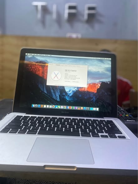 A picture of MacbBook