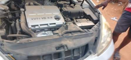 A picture of A clean tokunbo Lexus es330 car