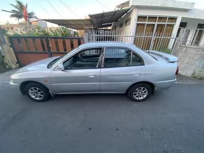 mitsubishi lancer