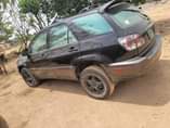 A picture of Lexus RX300