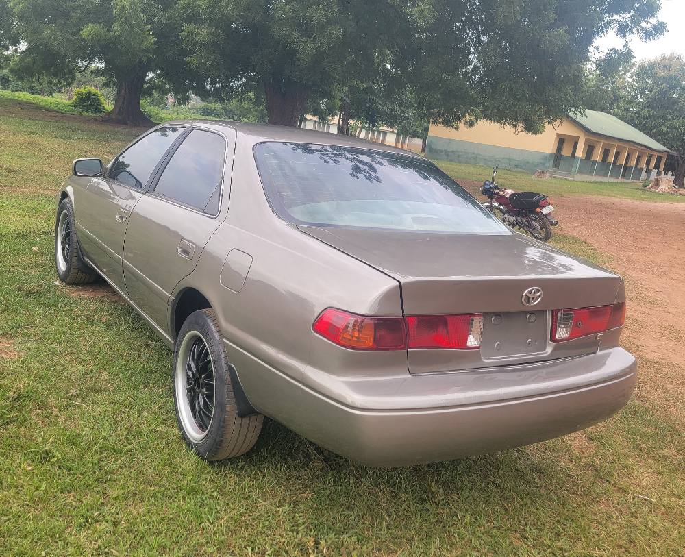 A picture of Toyota camry