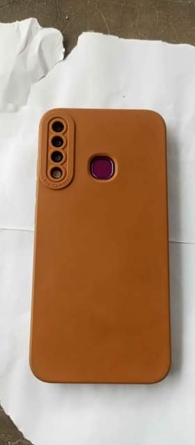 A picture of infinex GB 32 ram 3 haina kipengele ipo crea loca
