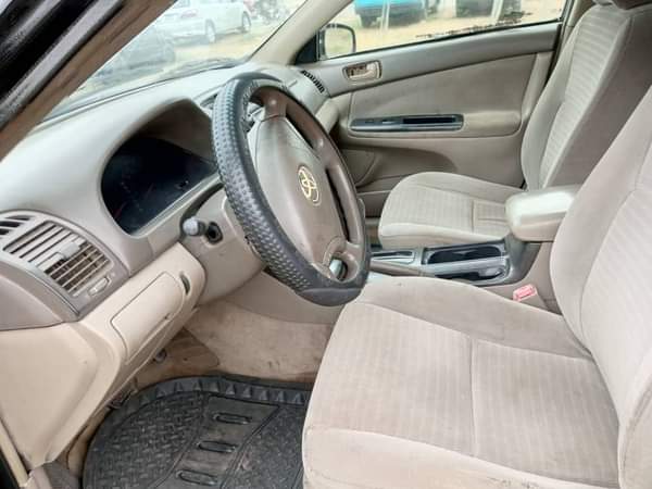 A picture of 04 Camry big daddy in good condition Painted and accident