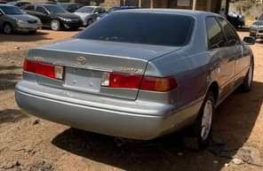 A picture of URGENT SERIOUS BUYERS ONLY Foreign used CLEAN TOYOTA CAMRY Year