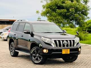 A picture of TOYOTA PRADO DIAMOND EDZ 150