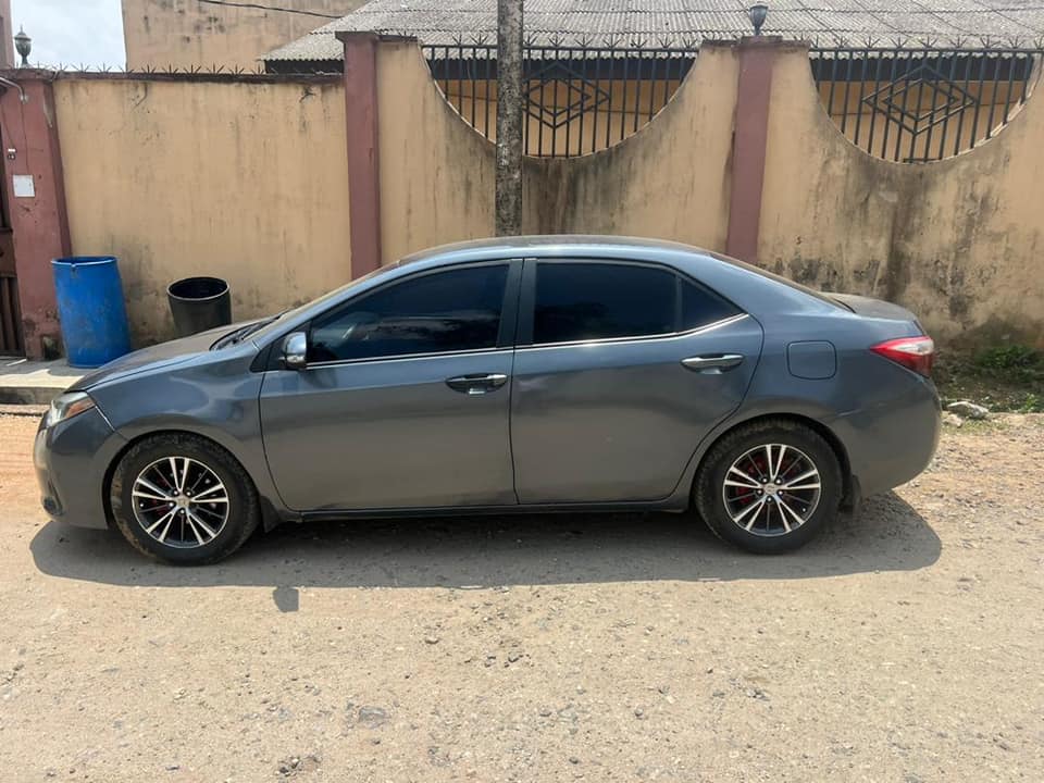 A picture of Corolla 2015