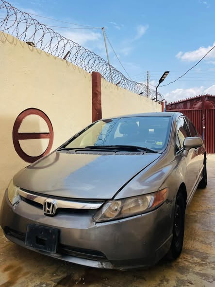 A picture of Honda civic 2008 model 07042702313