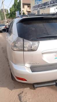 A picture of Neatly used Lexus RX330 Engine very sound Gear select perfectly