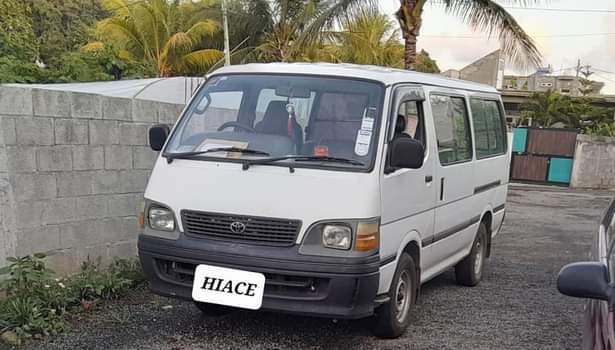 used toyota hiace