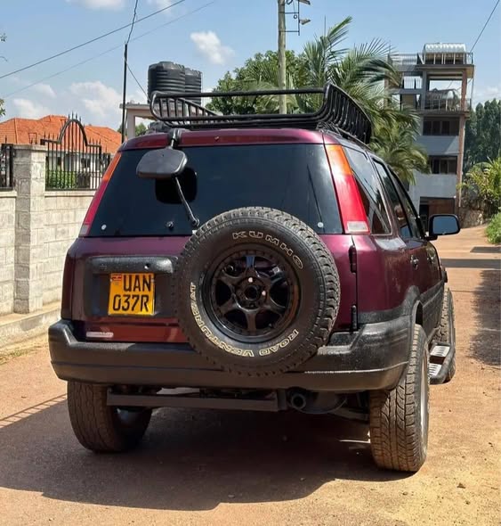 A picture of Honda CRV Perfect car