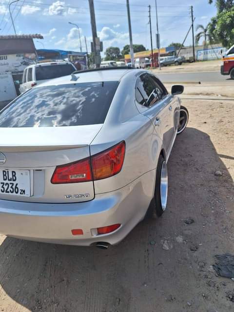 lexus