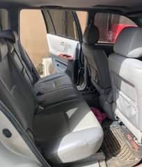 A picture of Clean Nigerian Used Silver Toyota Highlander 2005 First body Ac