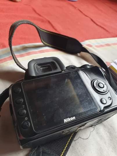 A picture of Camera nikkon d3000