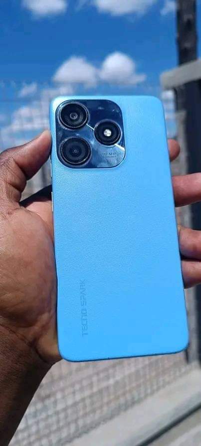 tecno spark