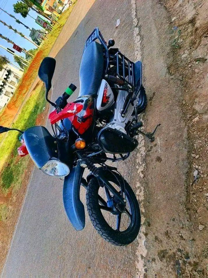 A picture of Motorbikes