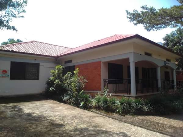A picture of Property on sale Kololo Cresent Drive It s 1 acre