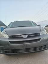 A picture of 08027480606 cal watsap . Toyota Sienna 2005. Engine Gear Legs