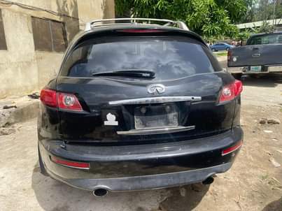 A picture of Pure first body infinity jeep year 2010 sound engine and