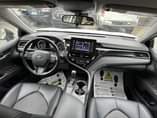 A picture of FOREIGN USED TOYOTA CAMRY SE 2022 Interior Clean Accident free