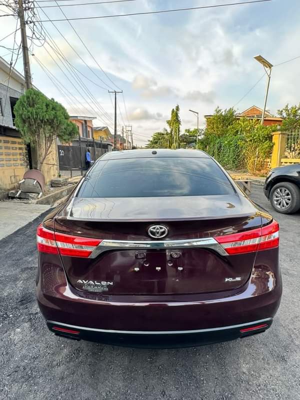 A picture of KinzzyAuto s LTD 08109018982 17 000 000 Refer and earn