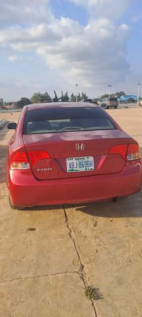 A picture of Belgium escape honda civic 2008 engine and gear untempered ac