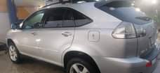 A picture of Waooo clean in and out tokunbo standard Rx 330 available