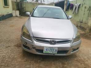 A picture of Honda Accord 2005 Engine and gear are perfectly ok Chilling