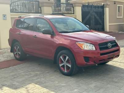 A picture of 2013 registered Toyota RAV4. The best deal ever