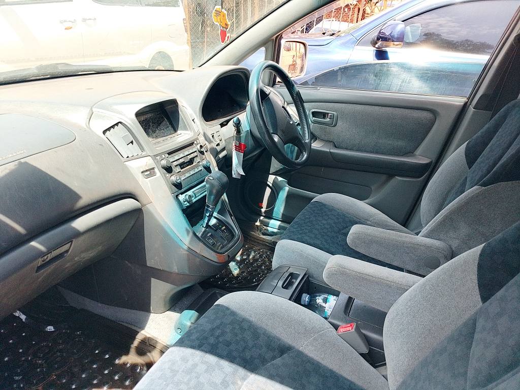 A picture of Harrier 2 2 cc 16 millions negotiable TELL 0786 92
