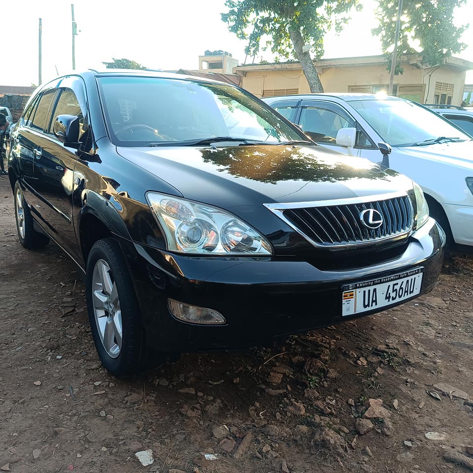 A picture of Toyota Harrier 2.4cc at 48m Quick Deal