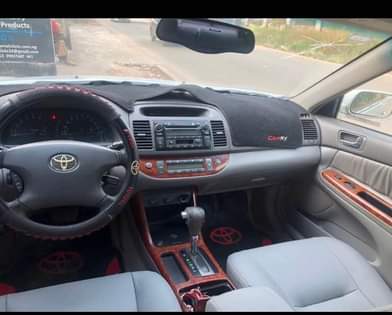 A picture of Clean XLE Camry 2 4