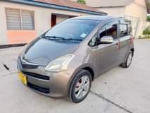A picture of TOYOTA RACTIS BEI 8 8M