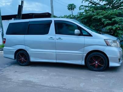 toyota alphard