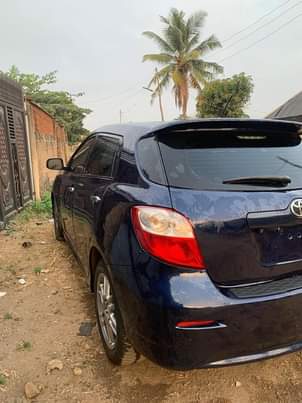 A picture of Toyota matrix 2010