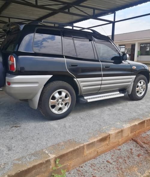 A picture of TOYOTA RAV4 INAUZWA 6 4M 0791084871