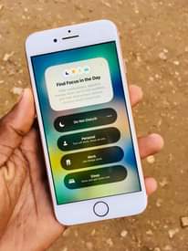 A picture of iPhone 8 64Gb at 310k