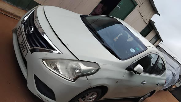 nissan almera