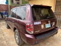 A picture of Honda pilot