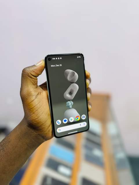 A picture of Google pixel 5 Storage 128gb Ram 6gb Mtandao 5G Bei