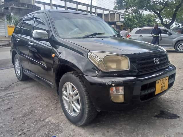A picture of Rav 4 kill time 0624757389 Bei 4.9M Full documents Full