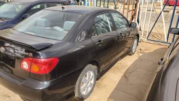 A picture of 2004 Toyota Corolla