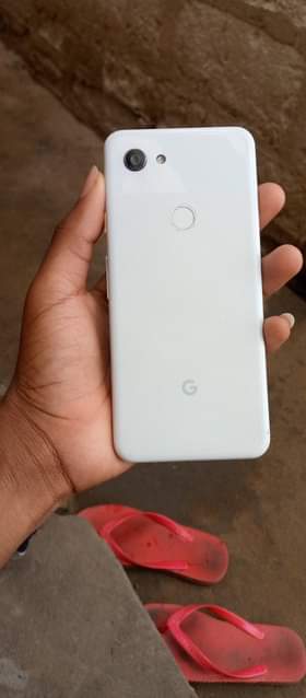 A picture of Hyo apo pixel 3A Nna shda jman kpngle creck zisizo