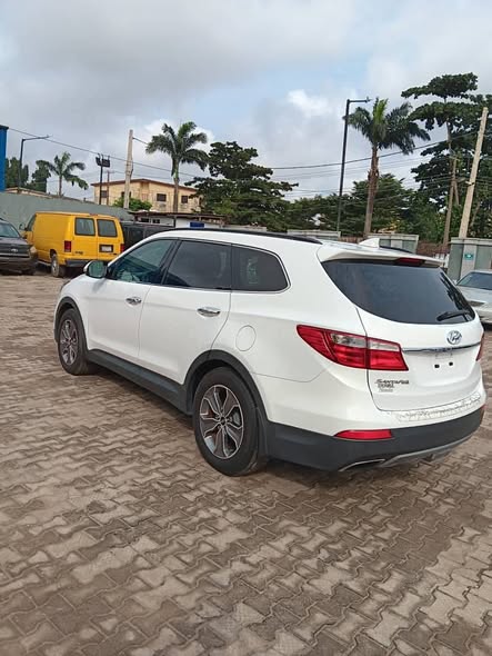 A picture of Santa Fe limited 2015 2016