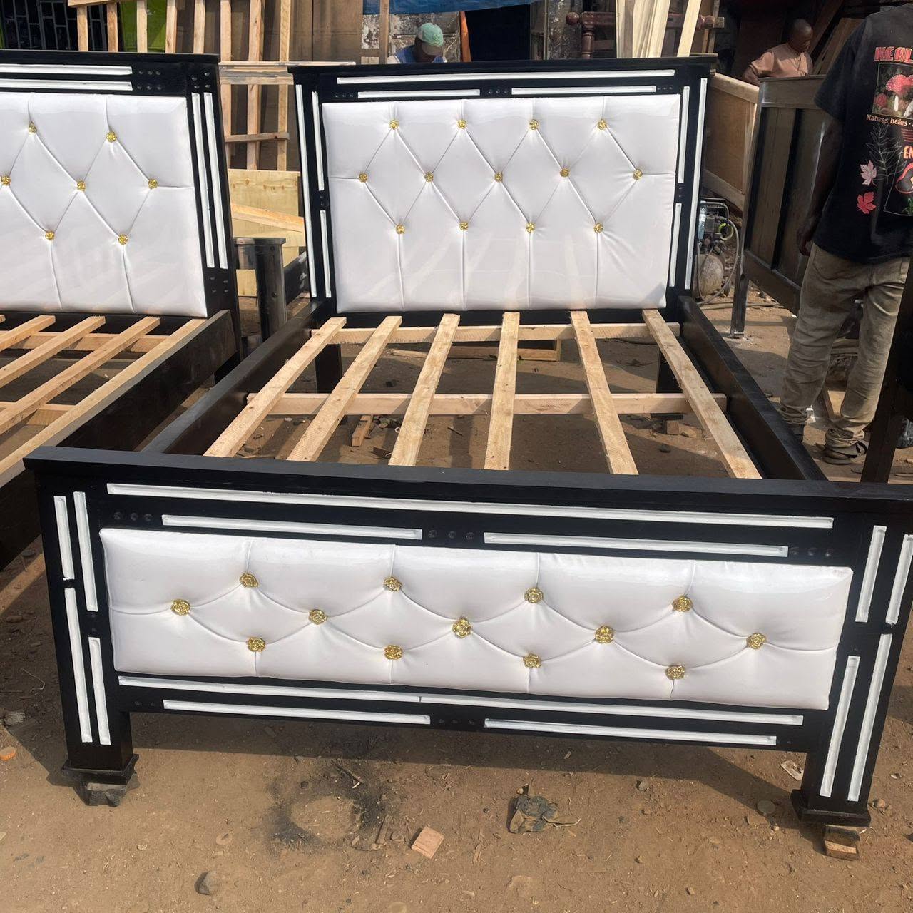 A picture of 5by6 Brand new beds