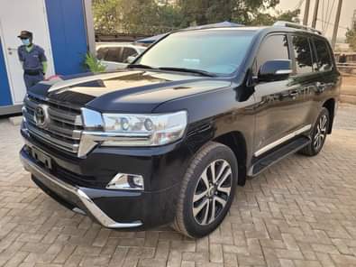 A picture of 2019 Land Cruiser V8 foreign price 79M Location Abuja 08160229978