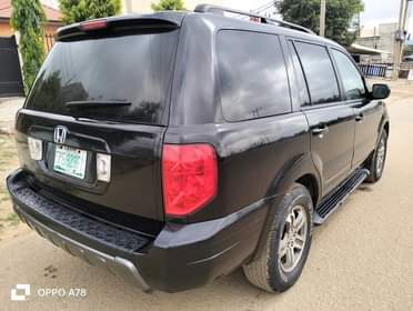 A picture of Very clean 05 Honda pilot Dry untempered engine and gear